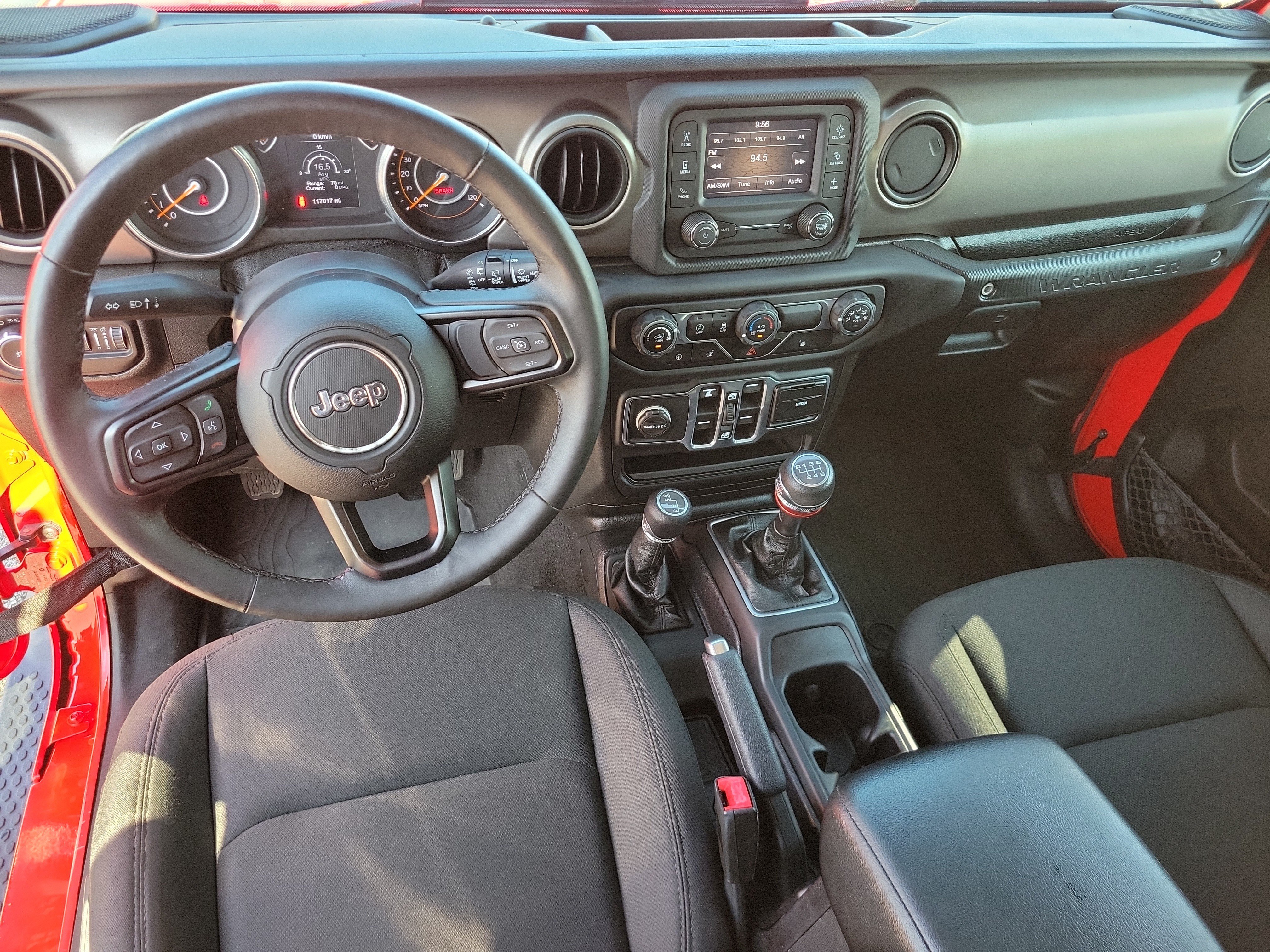 Used 2018 Jeep Wrangler Unlimited Sport S AWD/4WD image 14