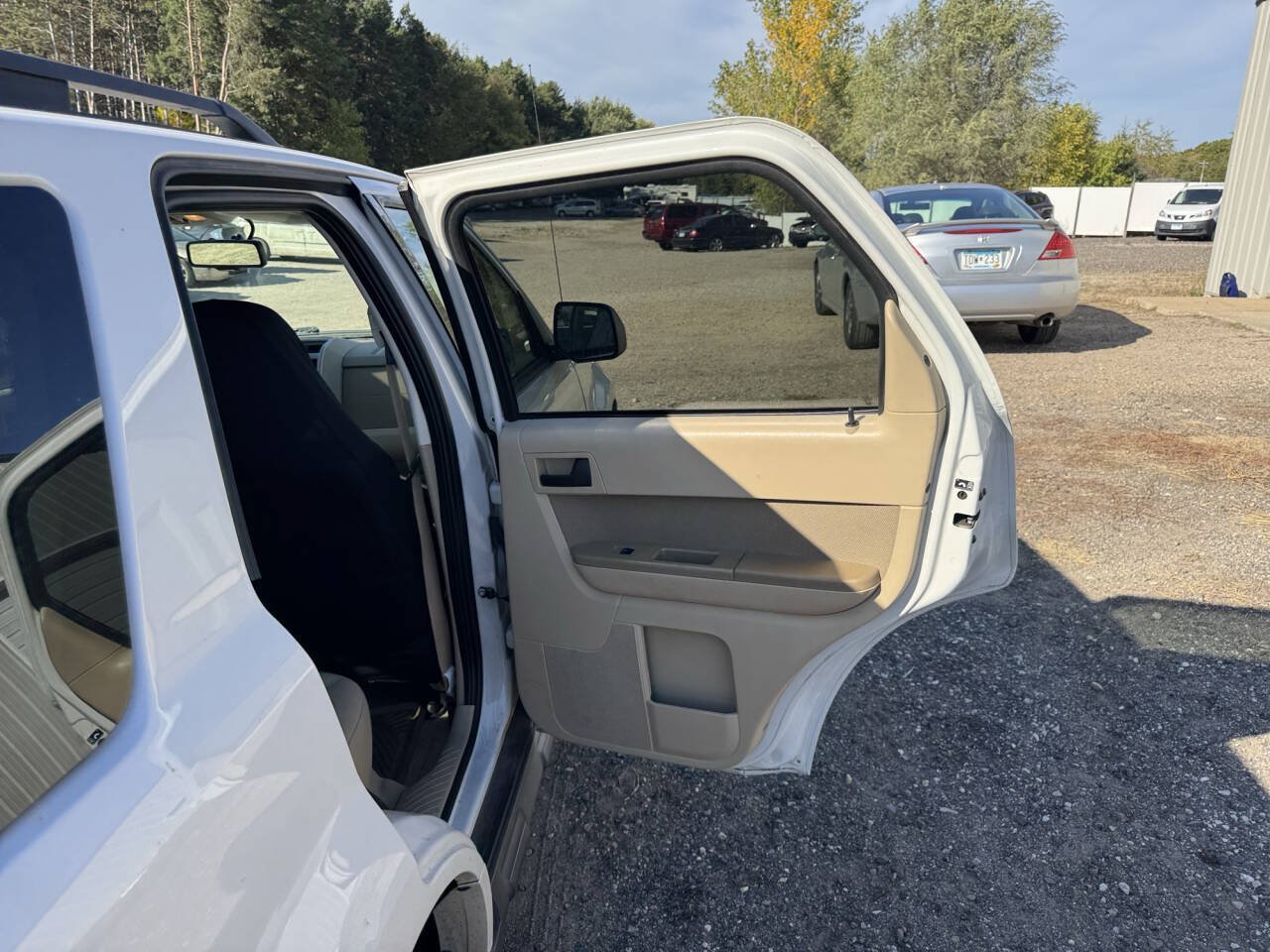 Used 2009 Ford Escape XLT FWD image 26