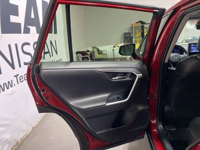 Used 2021 Toyota RAV4 Limited AWD/4WD image 23