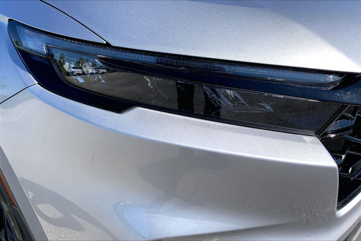 Used 2025 Honda CR-V Sport image 27