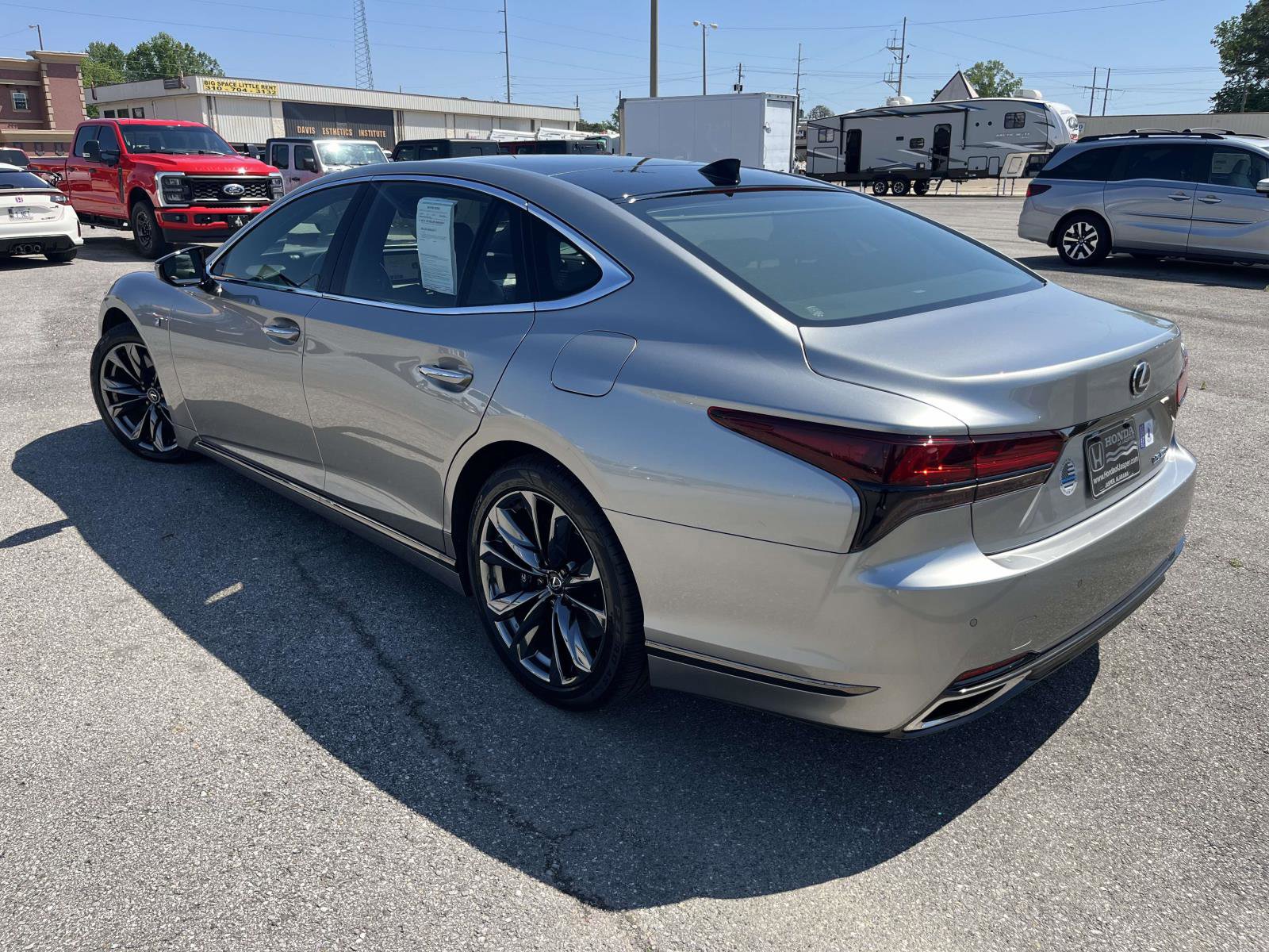 Used 2023 Lexus LS 500 F Sport w/ Cold Weather Package (CK) image 5