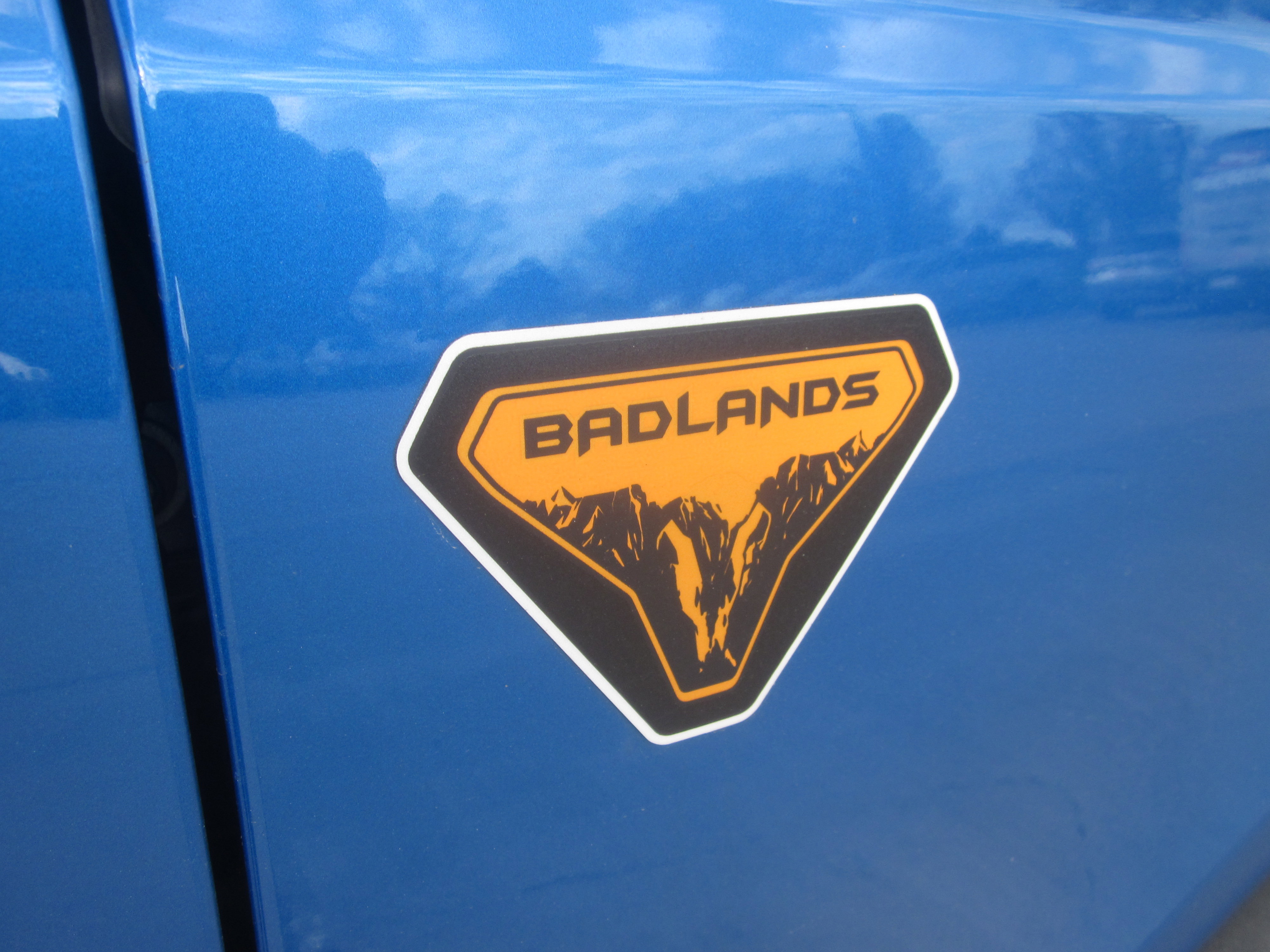 Used 2025 Ford Bronco Badlands AWD/4WD image 8
