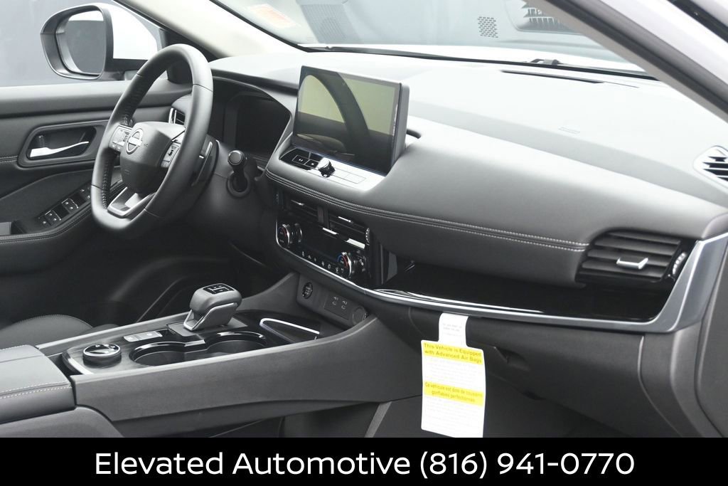 Certified 2025 Nissan Rogue SL AWD/4WD image 6