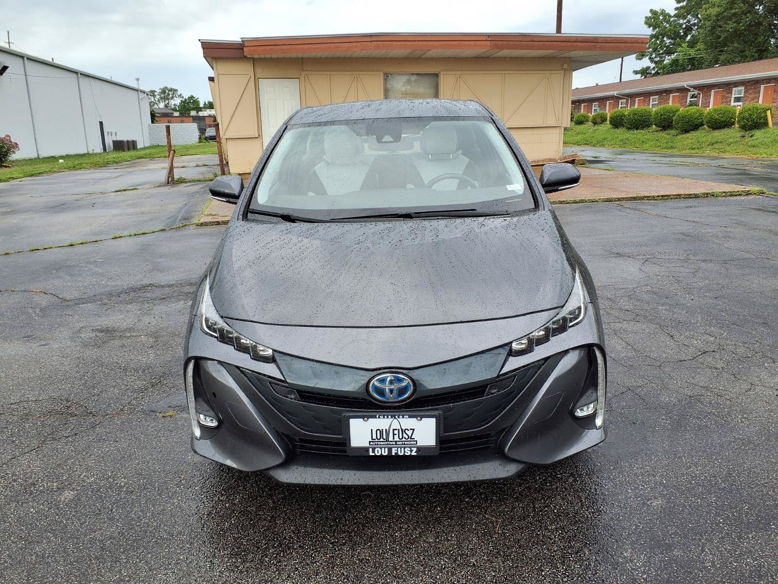 Used 2017 Toyota Prius Prime Advanced w/ Carpet Mat Package FWD image 24