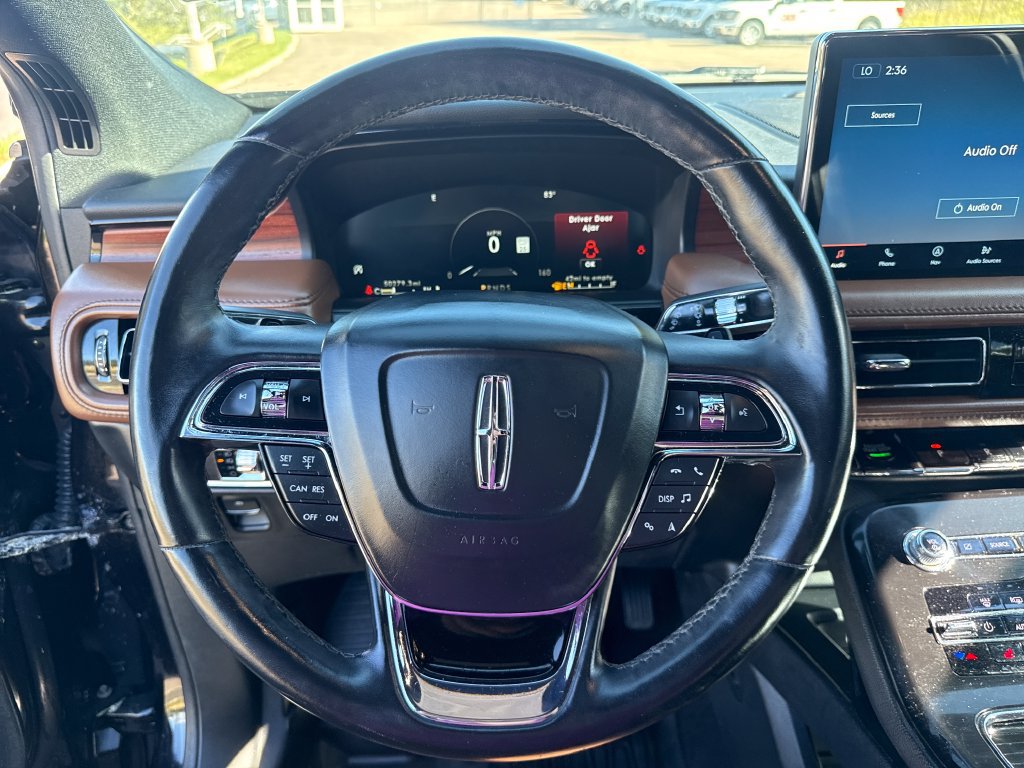 Certified 2022 Lincoln Nautilus Reserve w/ Luxury Package AWD/4WD image 15