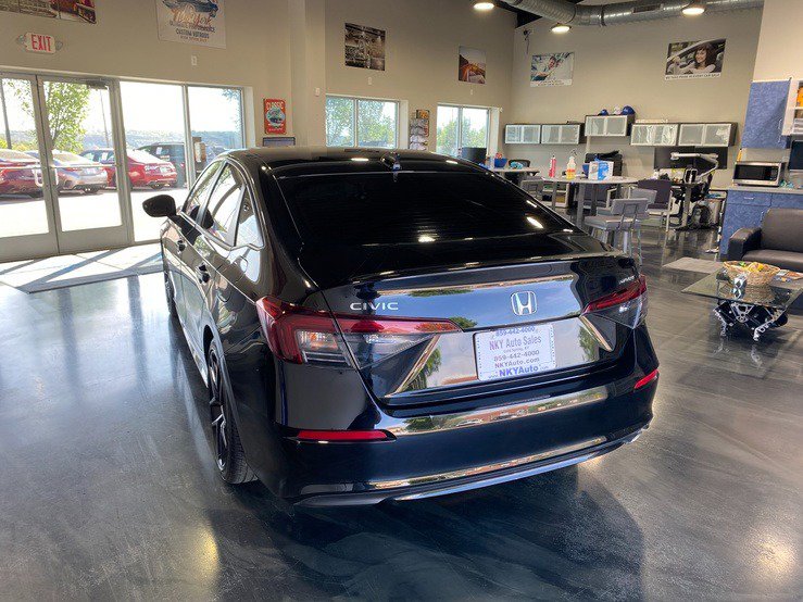 Used 2025 Honda Civic Sport image 6