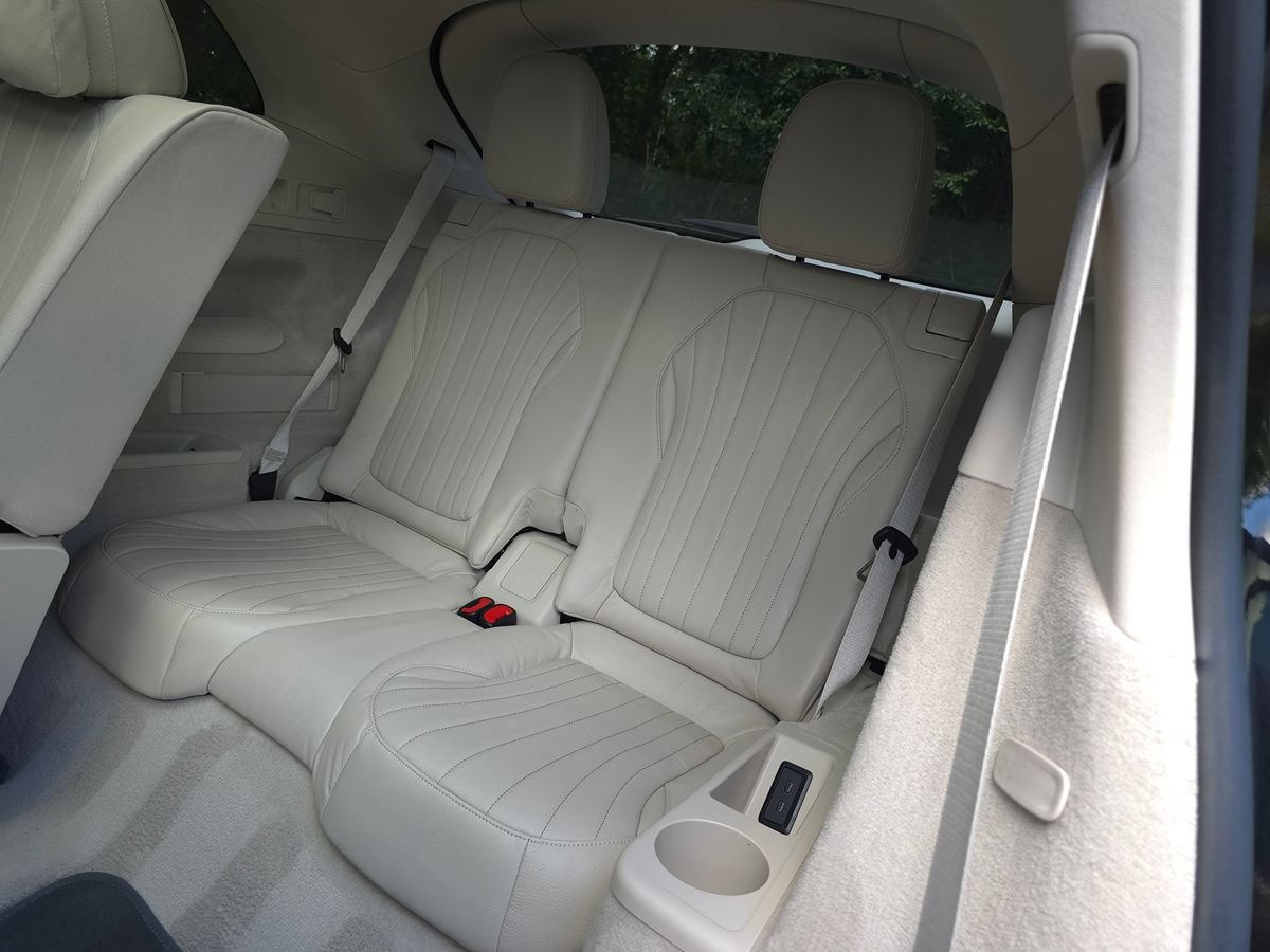 Used 2023 Mercedes-Benz EQS 580 4MATIC SUV image 14