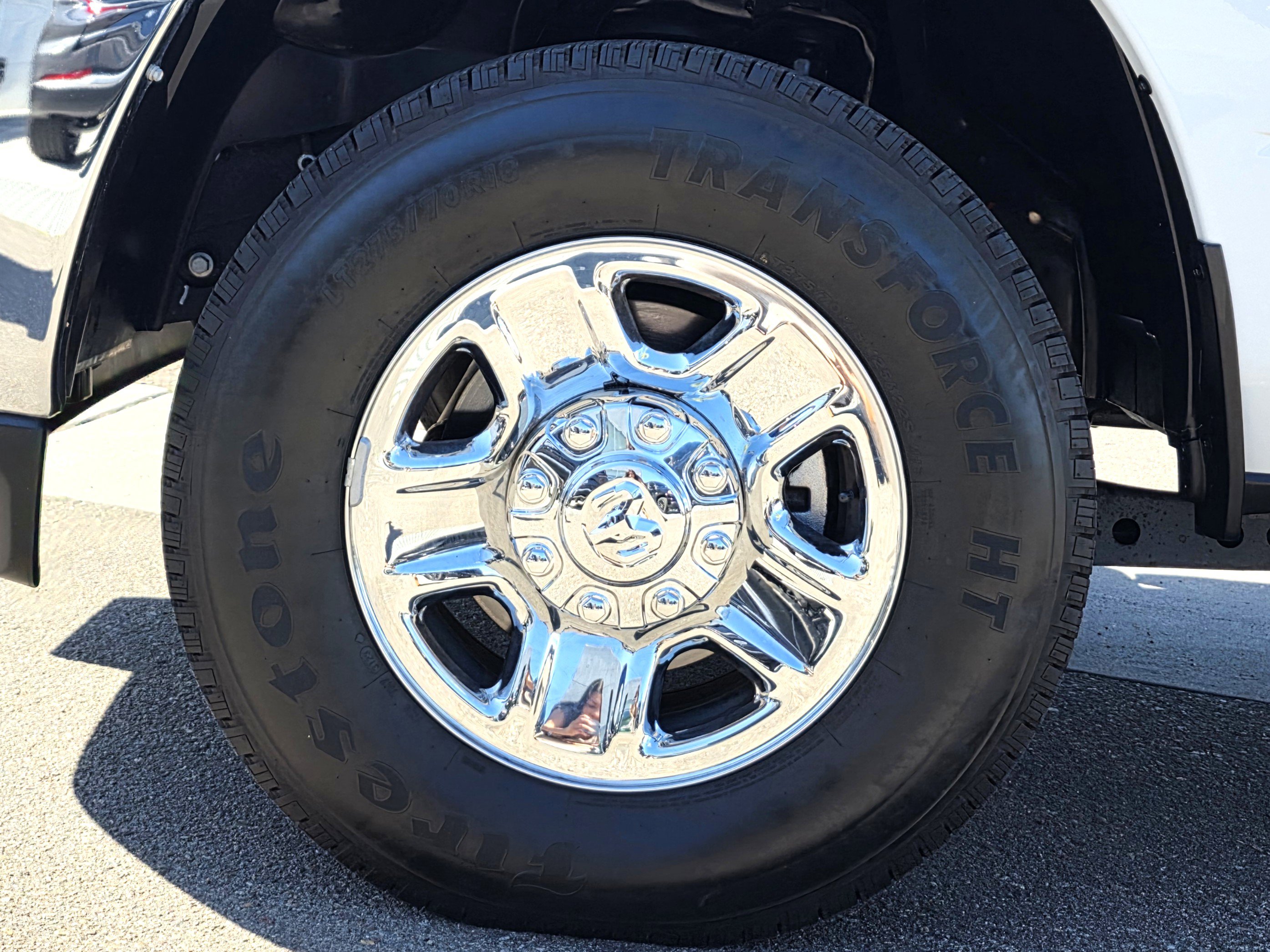 Certified 2024 RAM 2500 Tradesman w/ Chrome Appearance Group image 9