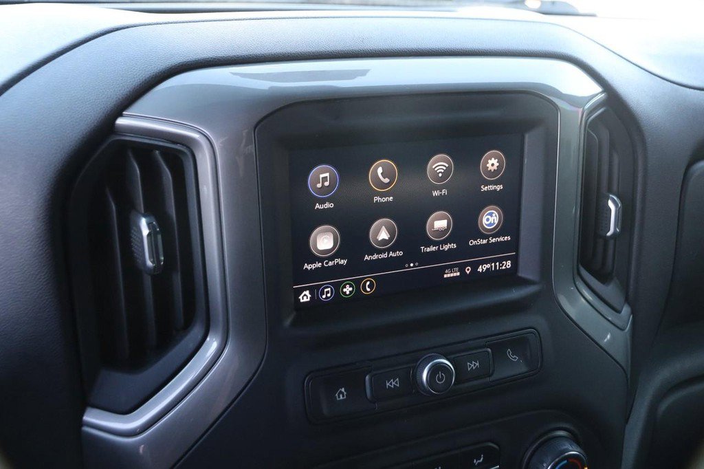 Used 2021 Chevrolet Silverado 2500 Custom w/ Custom Value Package image 13