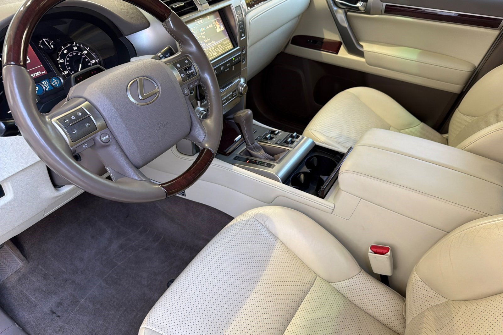 Used 2019 Lexus GX 460 Luxury AWD/4WD image 11