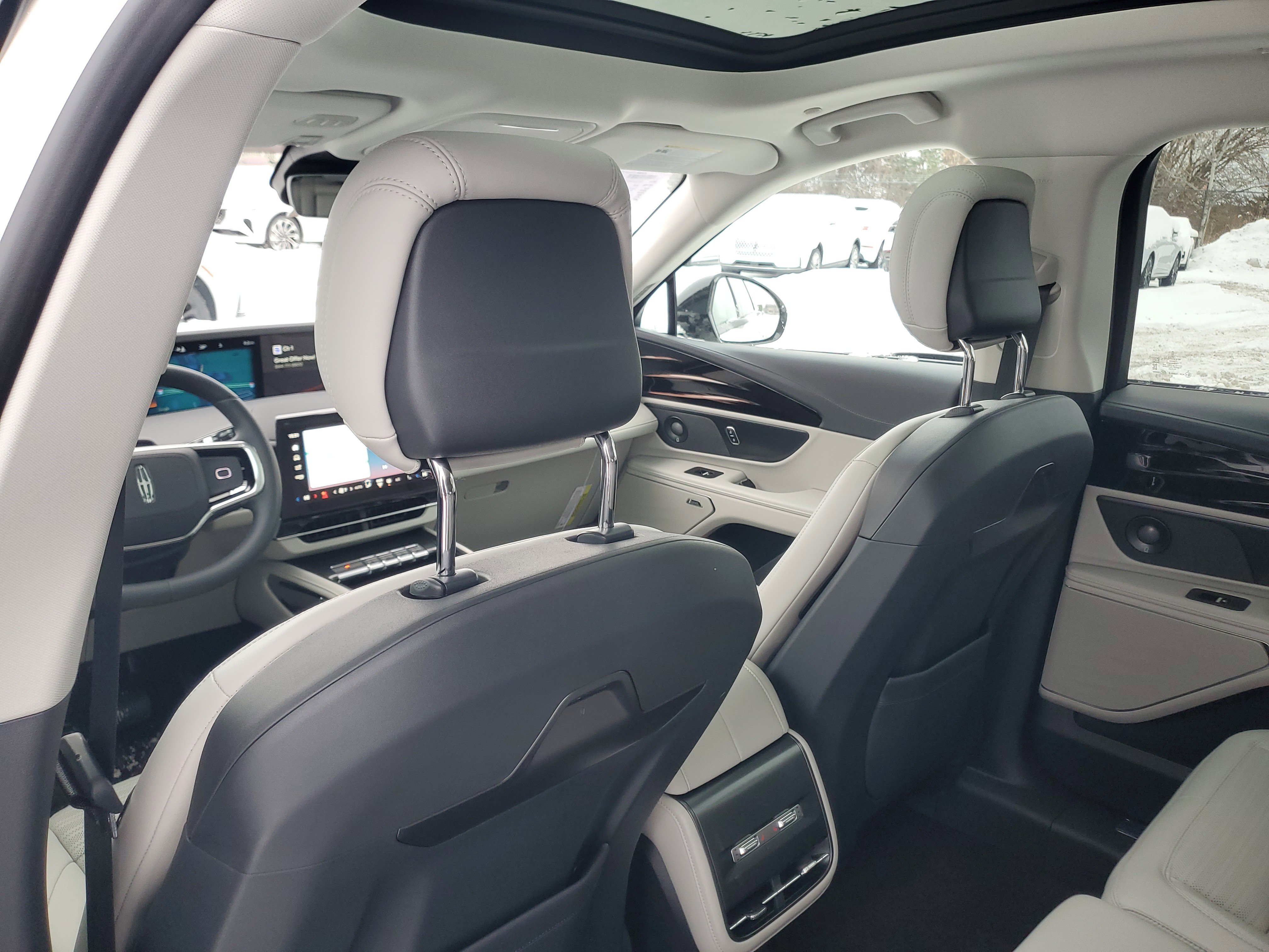 New 2026 Lincoln Nautilus Reserve w/ Jet Appearance Package image 30