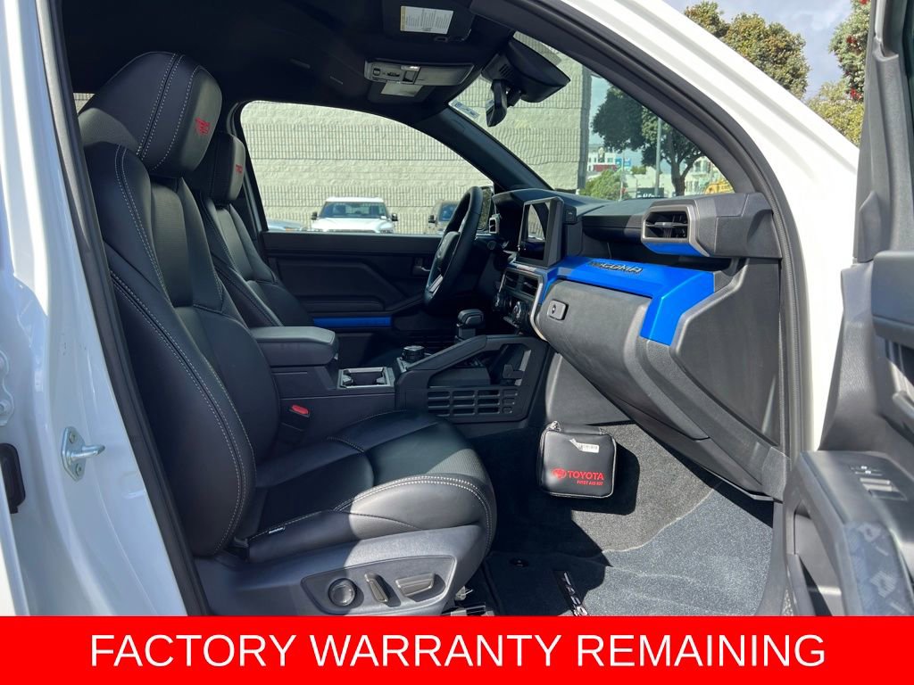 Certified 2025 Toyota Tacoma TRD Off-Road image 21