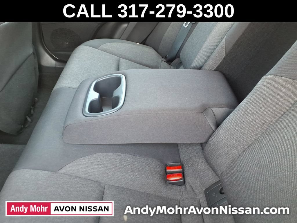 Used 2025 Toyota Camry LE FWD image 39