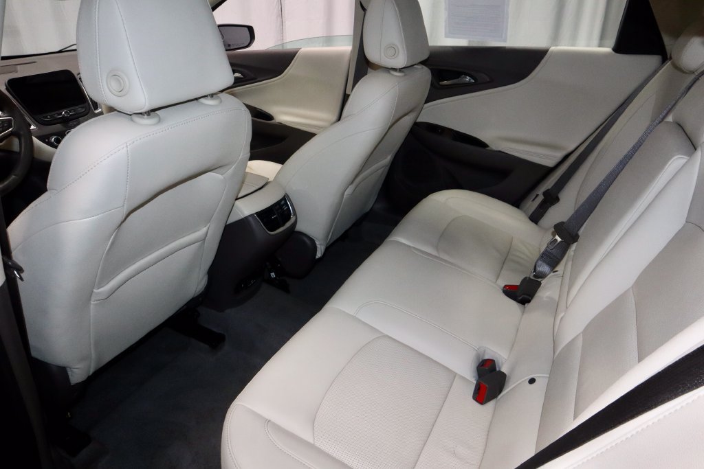 Used 2024 Chevrolet Malibu LT FWD image 22