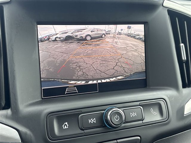Used 2024 GMC Terrain SLE w/ Driver Convenience Package FWD image 14