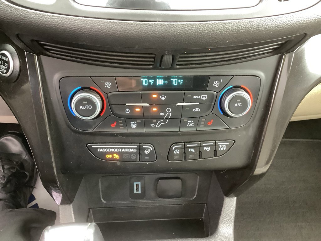 Used 2019 Ford Escape Titanium image 20