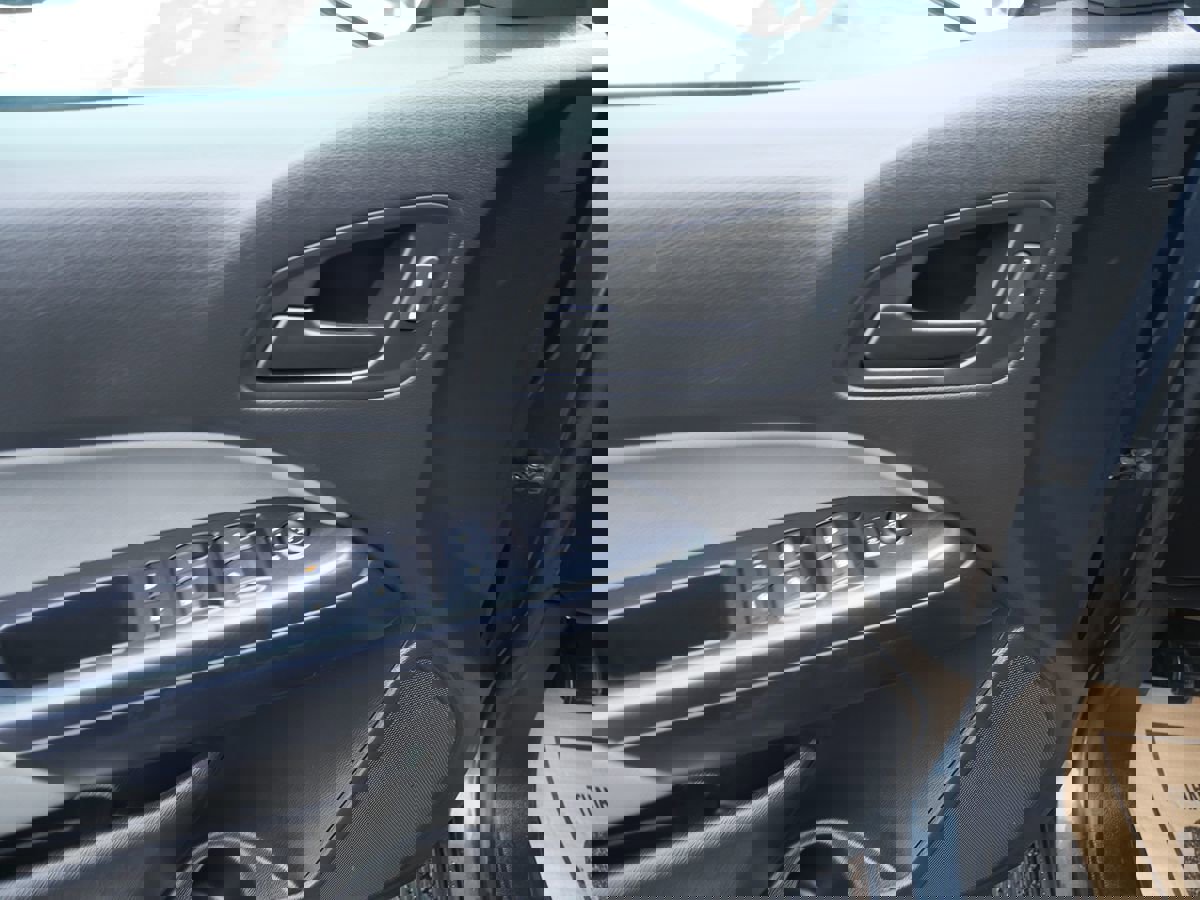 Used 2019 Chevrolet Colorado W/T w/ WT Convenience Package image 15