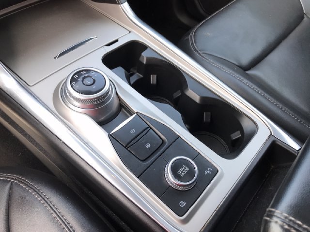 Used 2023 Ford Explorer XLT AWD/4WD image 33