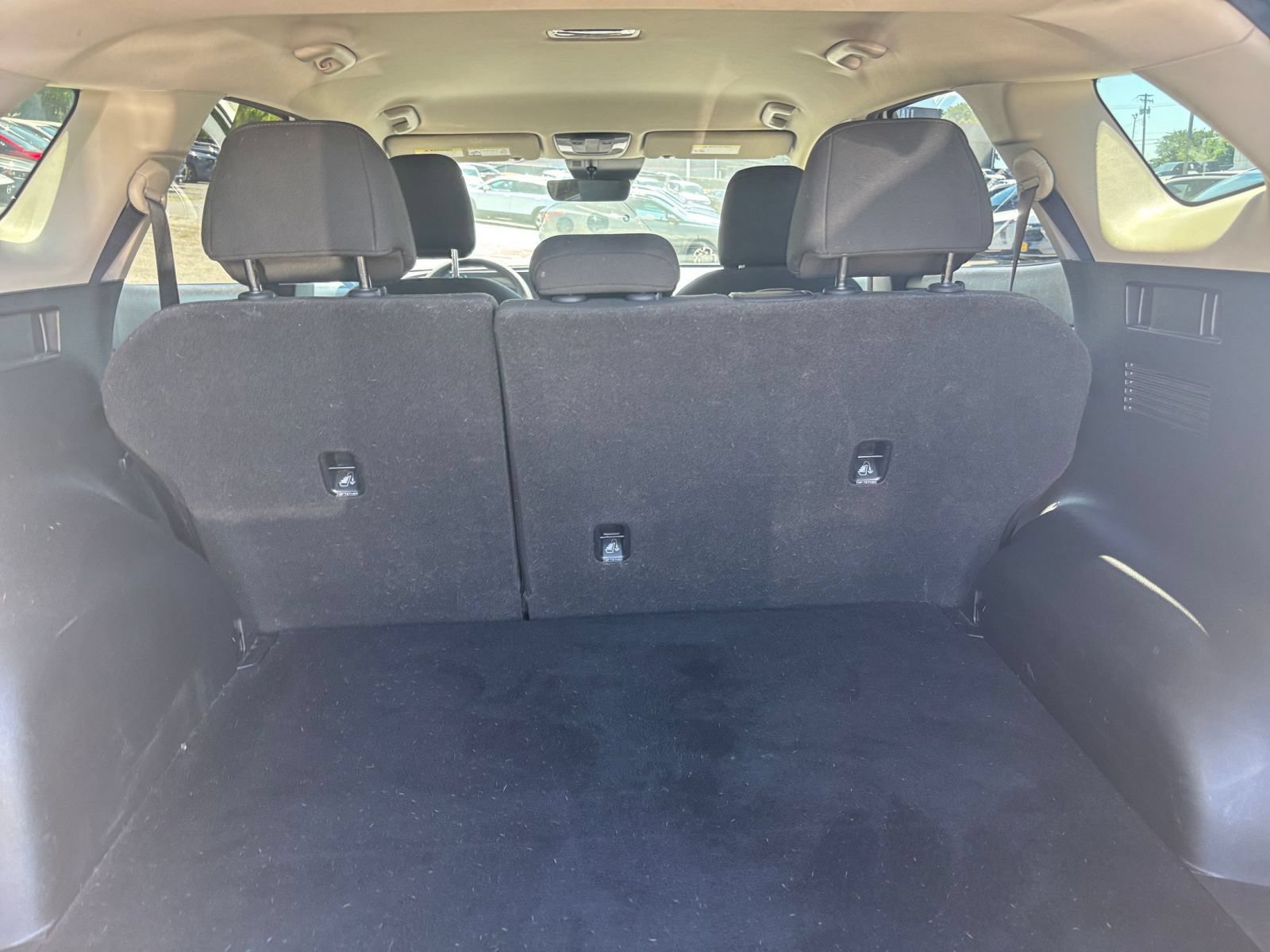 Used 2024 Kia Sportage LX FWD image 25
