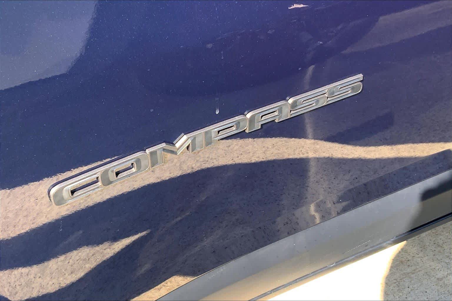 New 2026 Jeep Compass Latitude AWD/4WD image 15