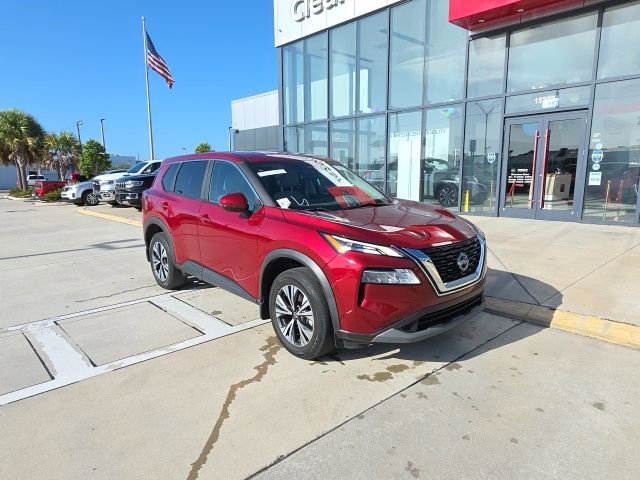 Used 2023 Nissan Rogue SV image 2
