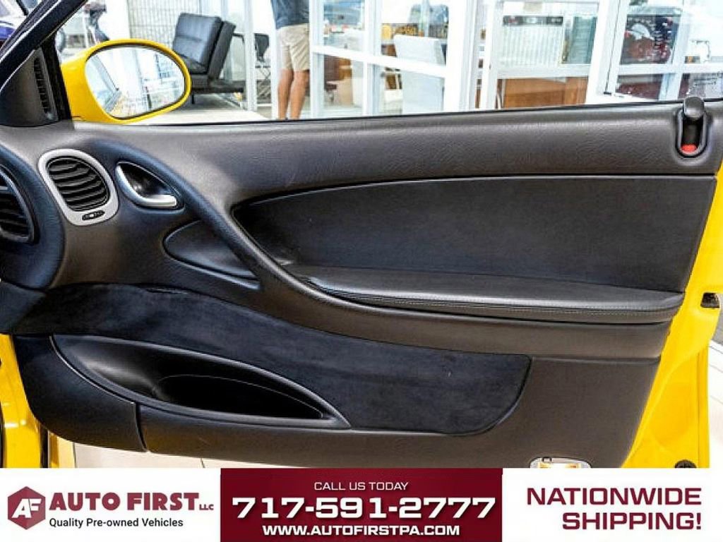 Used 2005 Pontiac GTO image 12