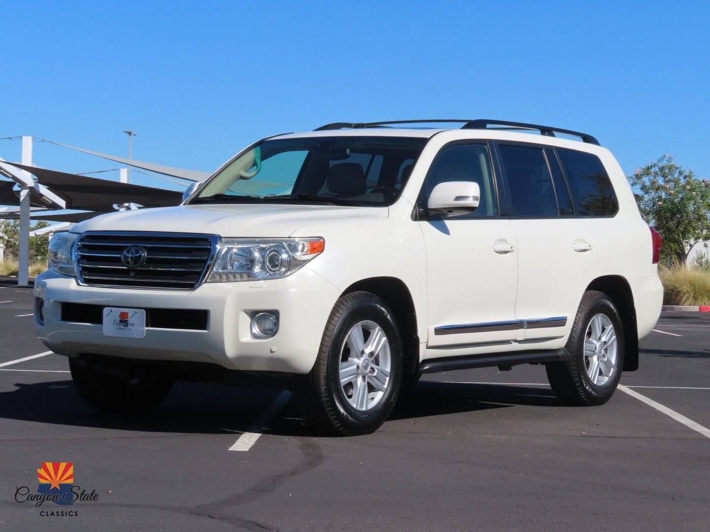 Used 2014 Toyota Land Cruiser image 4