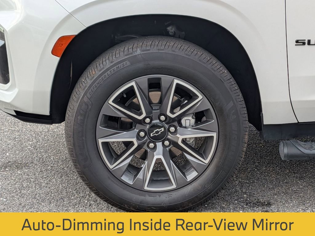 Used 2023 Chevrolet Suburban Z71 w/ Luxury Package image 35