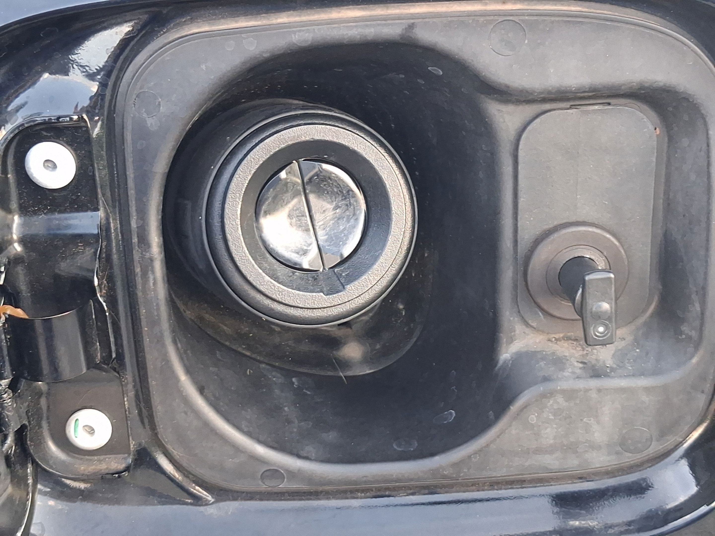 Used 2026 Honda HR-V EX-L image 32
