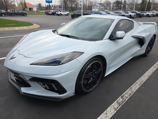 Used 2022 Chevrolet Corvette Stingray Preferred Cpe w/ Z51 Performance Package image 2