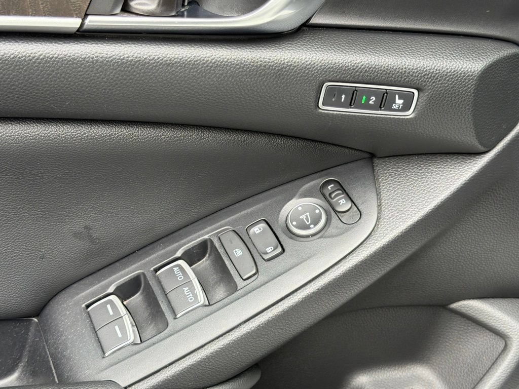 Used 2019 Honda Accord EX-L image 20