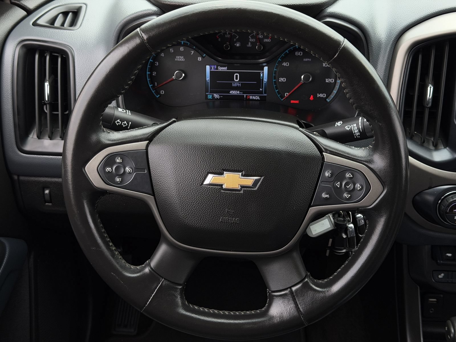 Used 2018 Chevrolet Colorado Z71 RWD image 14