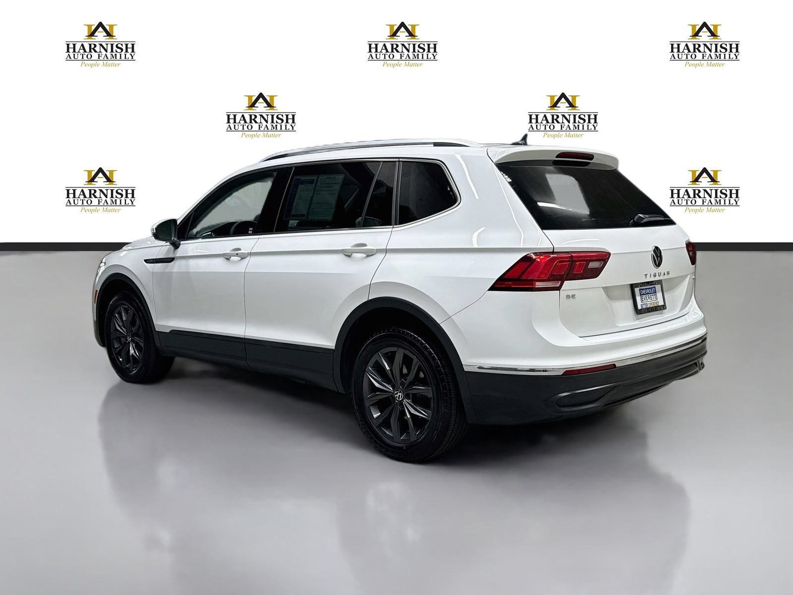 Used 2022 Volkswagen Tiguan SE AWD/4WD image 7