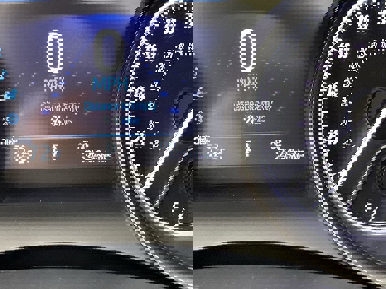 Used 2024 Toyota Camry XSE w/ Navigation Package FWD image 17