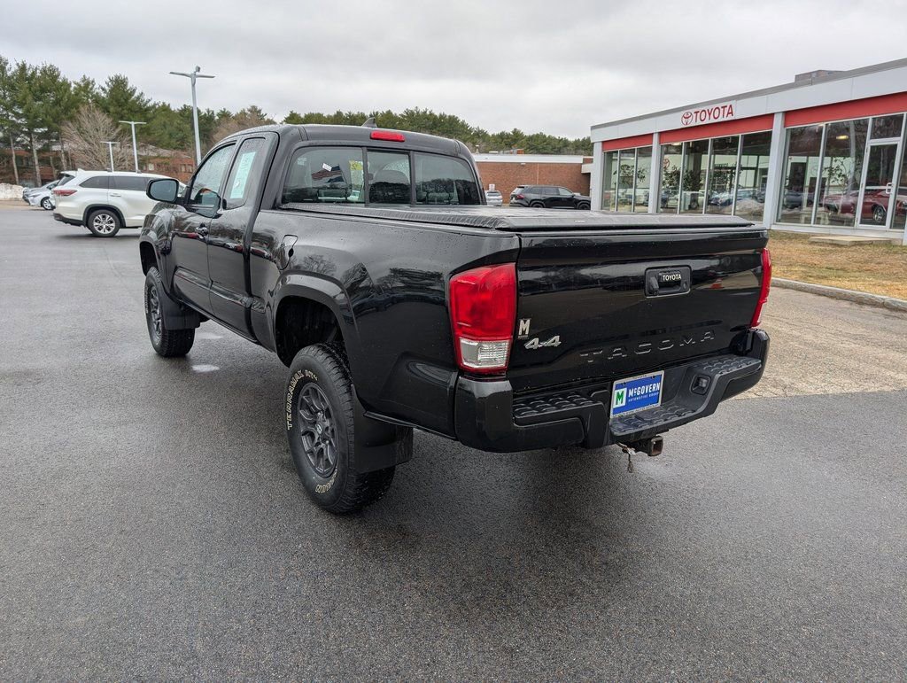 Used 2016 Toyota Tacoma SR w/ SR Convenience Package image 3