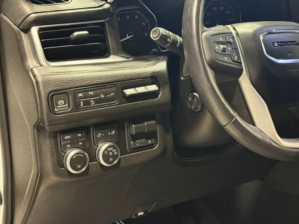 Used 2021 GMC Yukon Denali w/ Denali Ultimate Package image 16