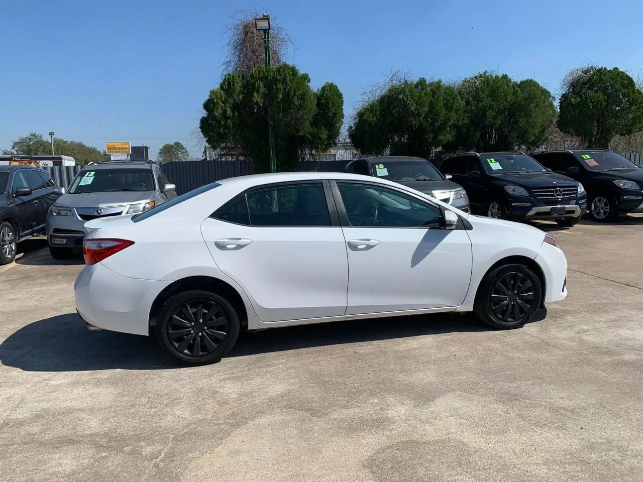 Used 2014 Toyota Corolla S FWD image 8