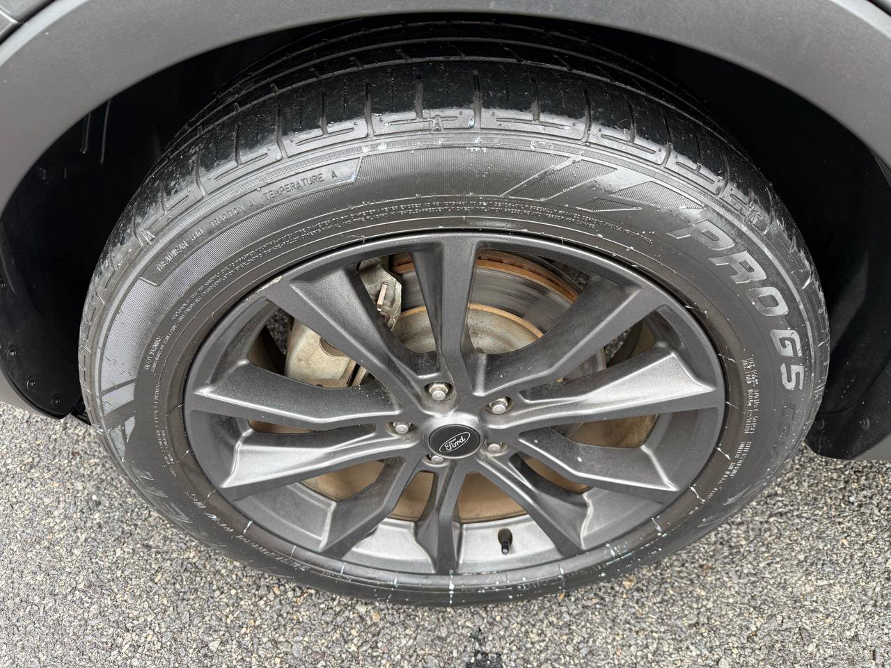 Used 2018 Ford Explorer XLT w/ Equipment Group 202A FWD image 42