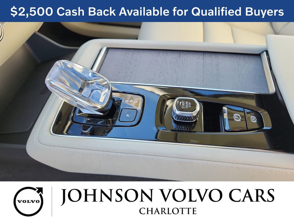 New 2026 Volvo XC90 B6 Ultra w/ Lounge Package image 7