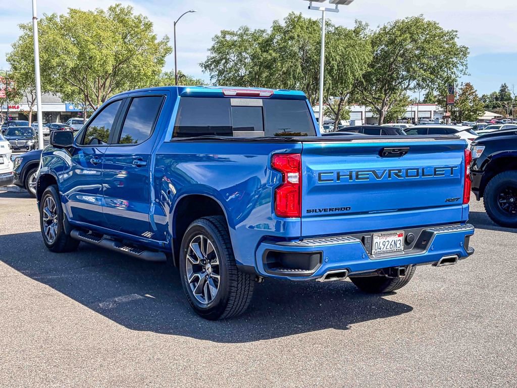 Used 2022 Chevrolet Silverado 1500 RST AWD/4WD image 2