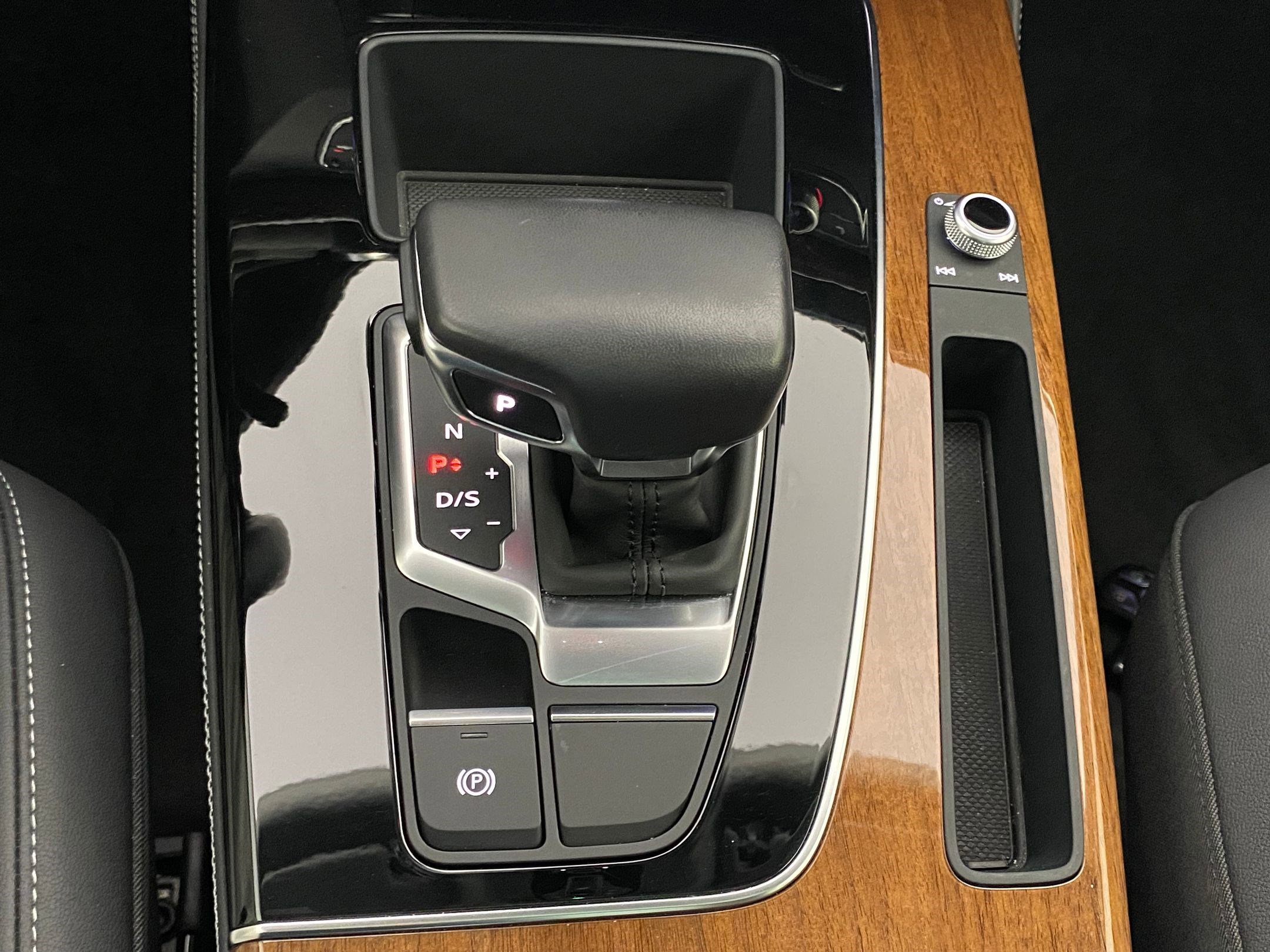 Used 2023 Audi Q5 2.0T Premium Plus w/ Premium Plus Package image 15