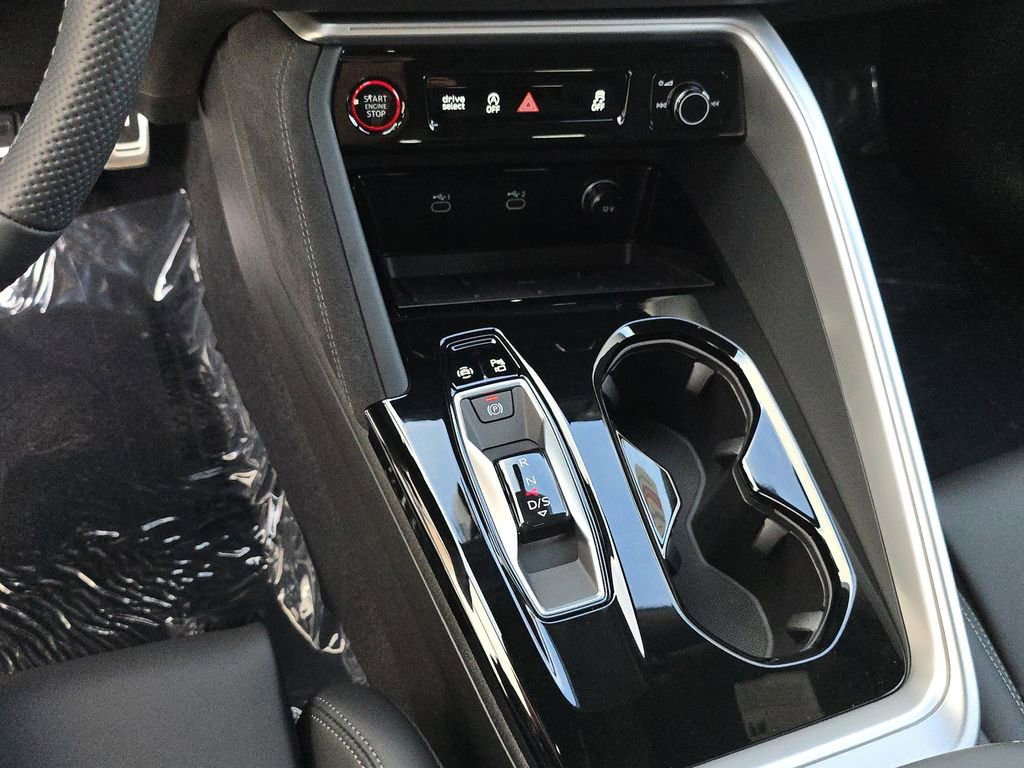 New 2026 Audi SQ5 Prestige image 28
