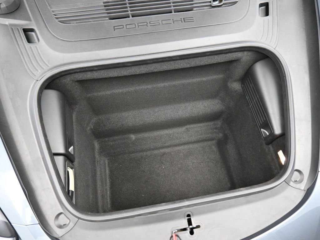 Certified 2025 Porsche 718 Cayman GTS image 31