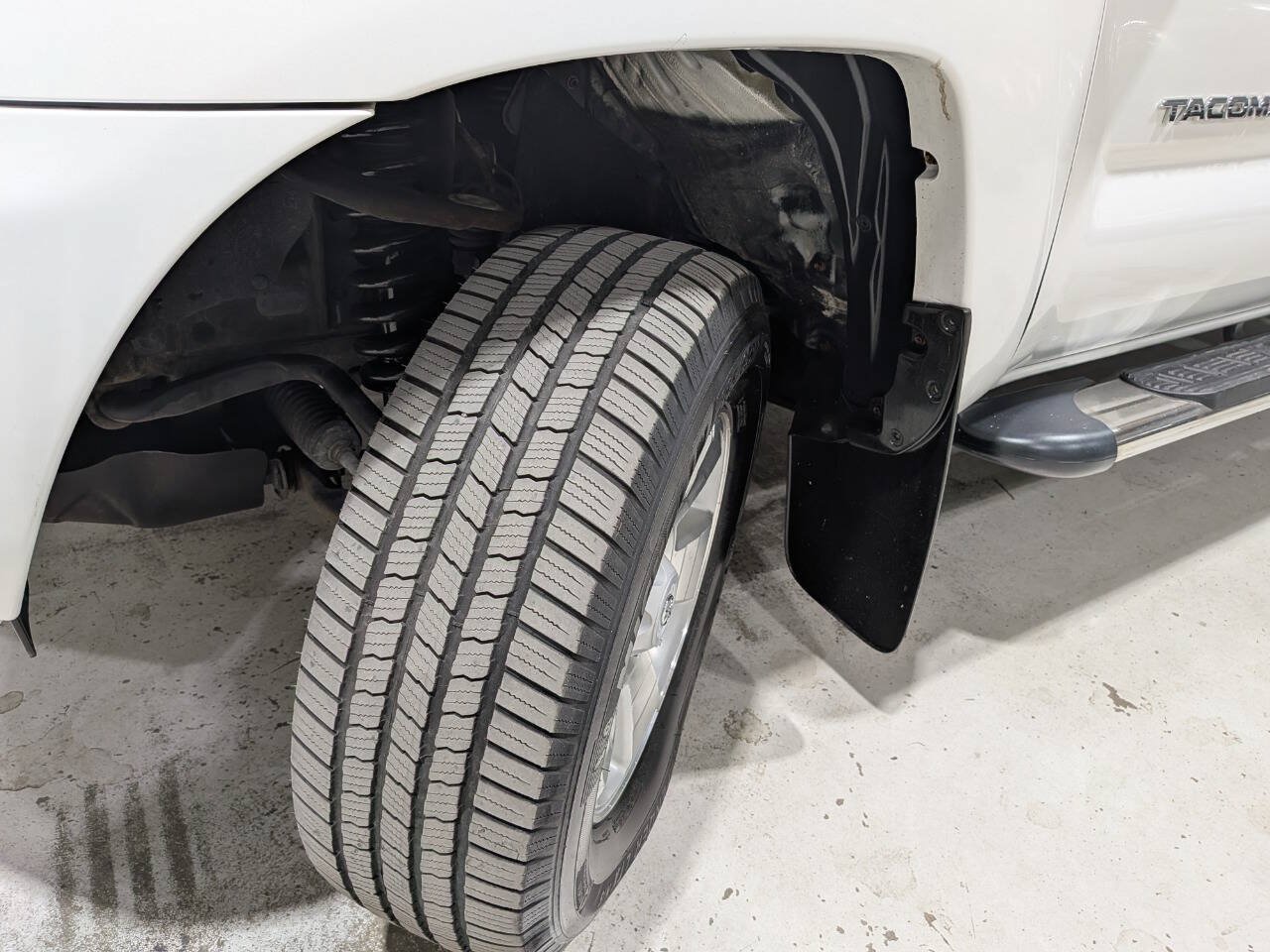 Used 2015 Toyota Tacoma PreRunner w/ TRD Sport Package RWD image 36