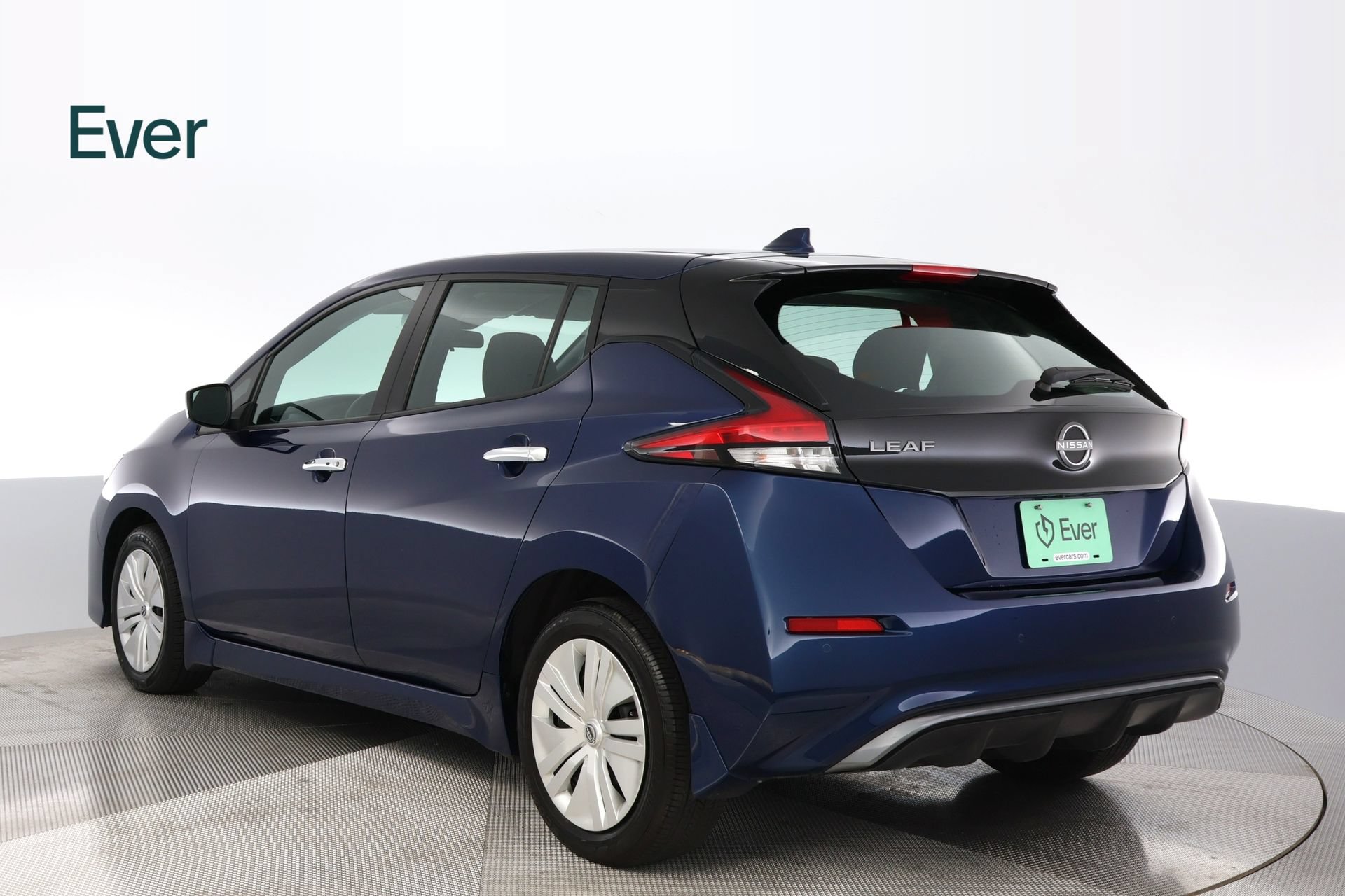 Used 2025 Nissan Leaf S FWD image 17