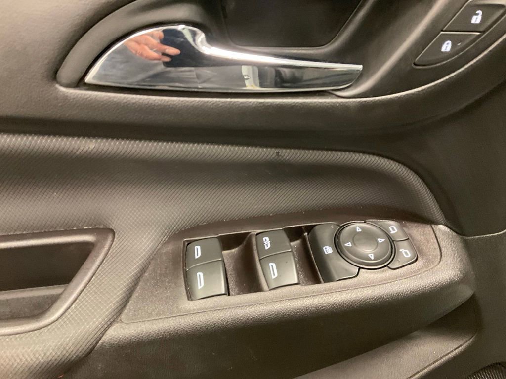 Used 2022 Chevrolet Equinox RS AWD/4WD image 14