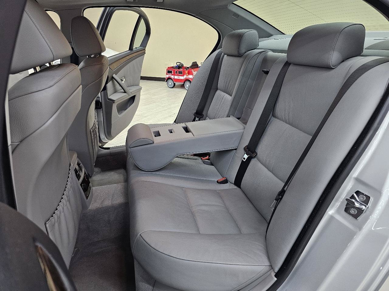 Used 2008 BMW 535i Sedan RWD image 22