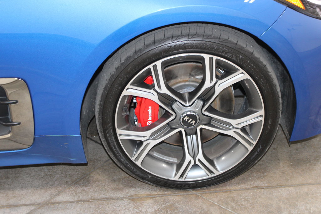 Used 2020 Kia Stinger GT1 RWD image 49