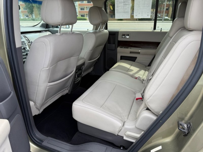 Used 2012 Ford Flex SEL w/ Equipment Group Order Code image 12