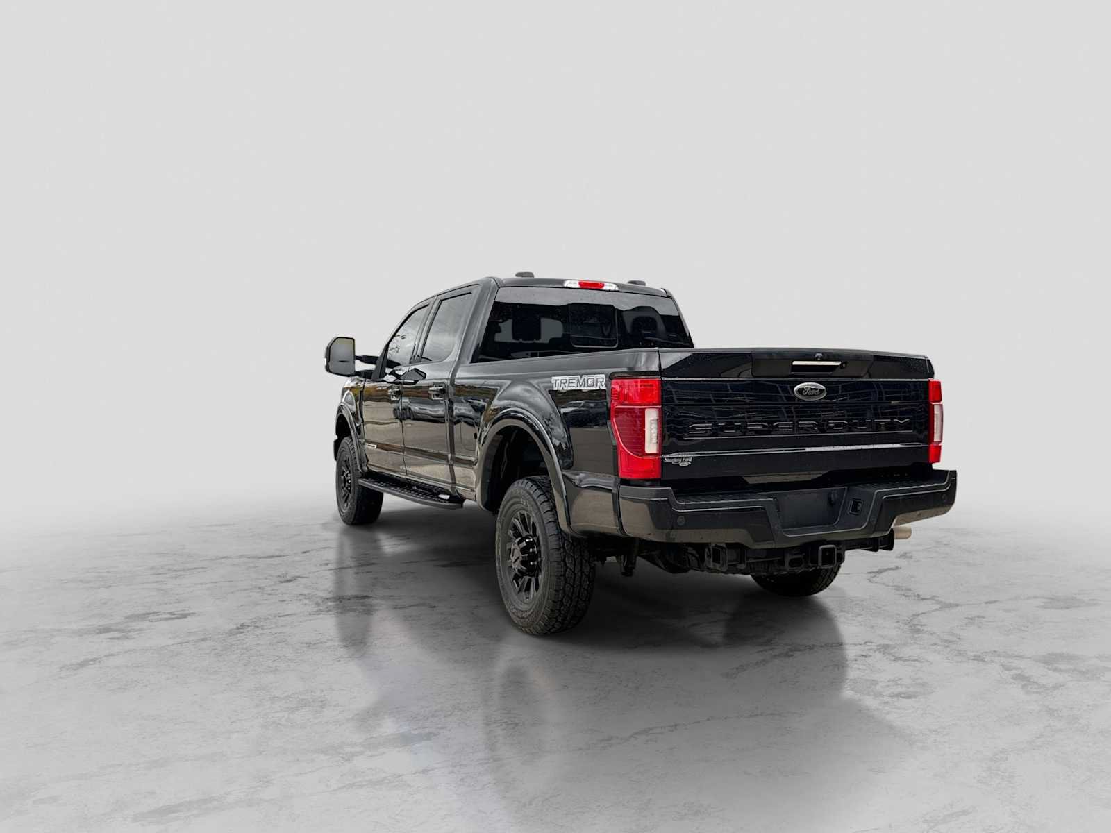 Used 2020 Ford F250 Lariat w/ Tremor Off-Road Package AWD/4WD image 4